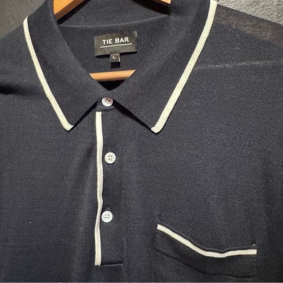 The Tie Bar vintage navy polo with piping. Large. - Picture 2 of 3
